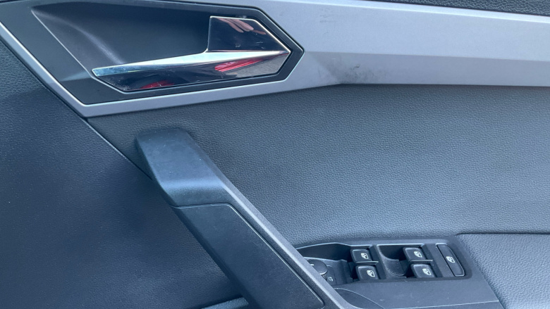 SEAT Arona 1.0 TSI 115 FR Sport [EZ] 5dr DSG Petrol Hatchback